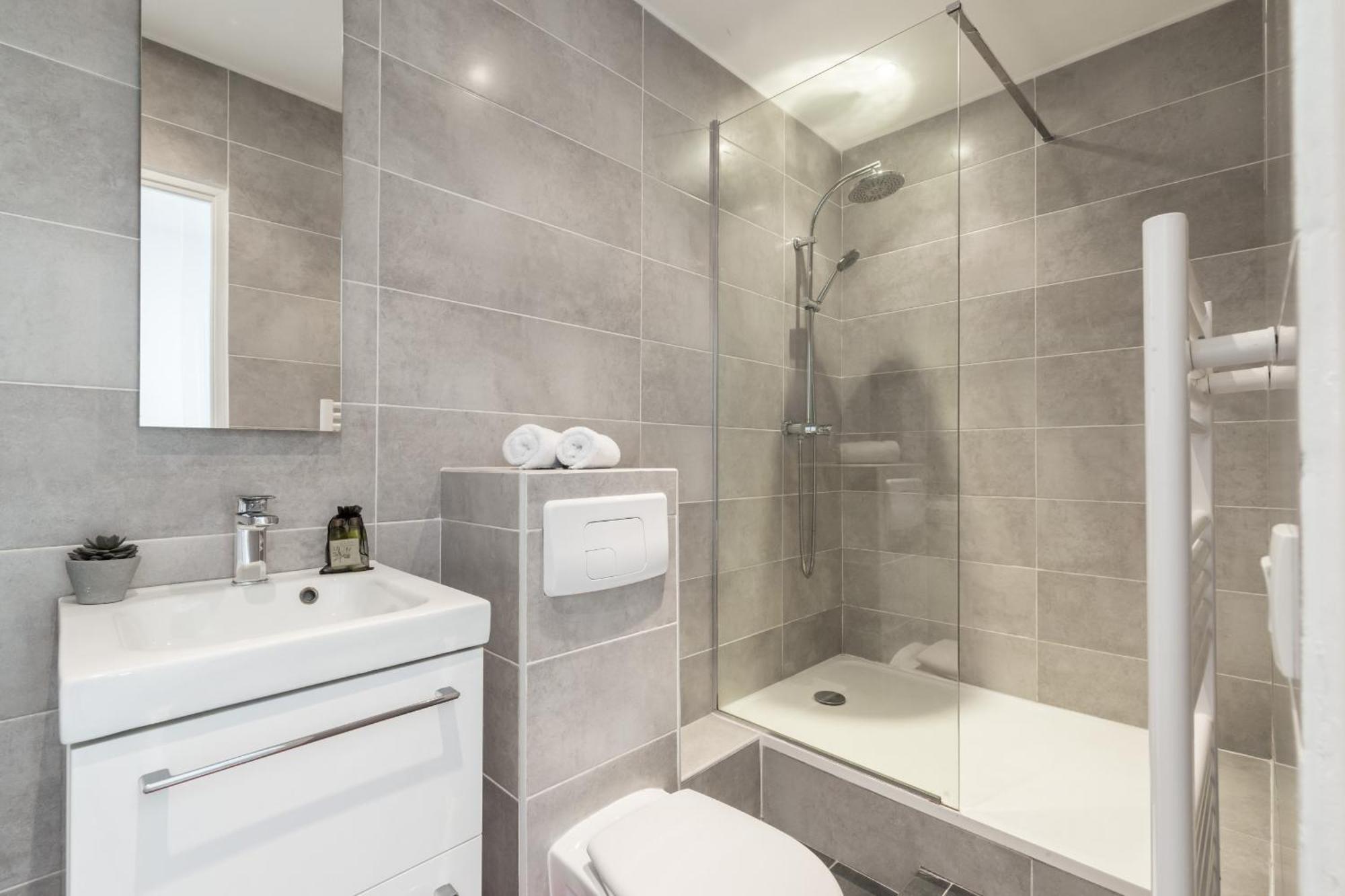 Magenta Square Central 1 Bdr With Ac Niza Exterior foto